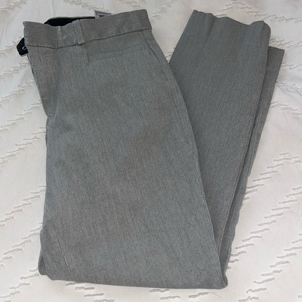 Sloan Curvy Fit in Grey
